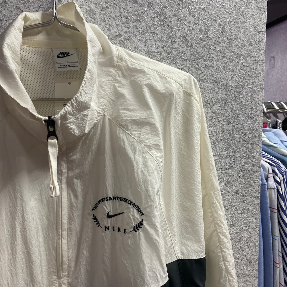 나이키 빅스우시 우븐 윈드브레이커 화이트블랙자켓  B4530 상품이미지3