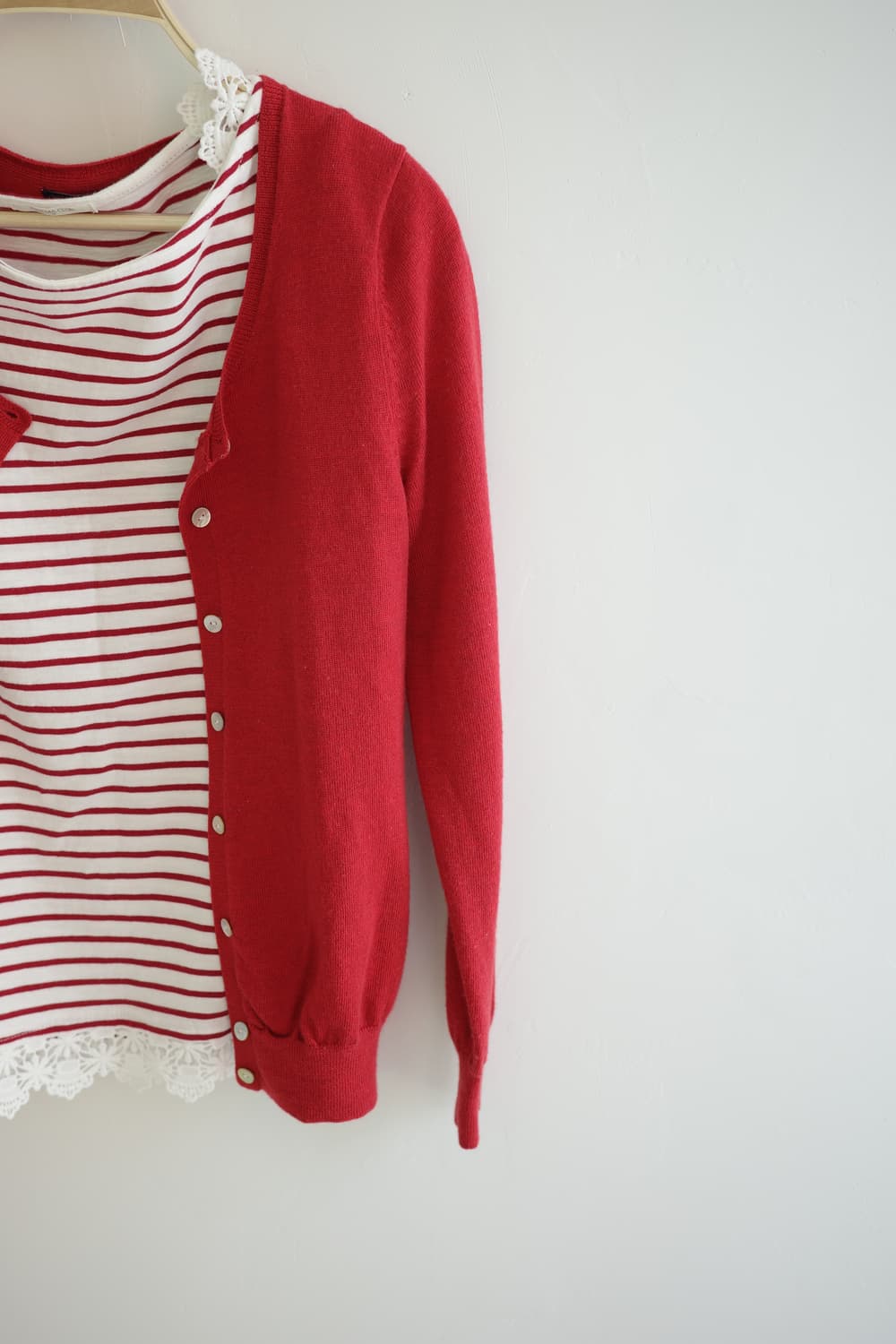 gap 
• 레드 가디건 상품이미지7