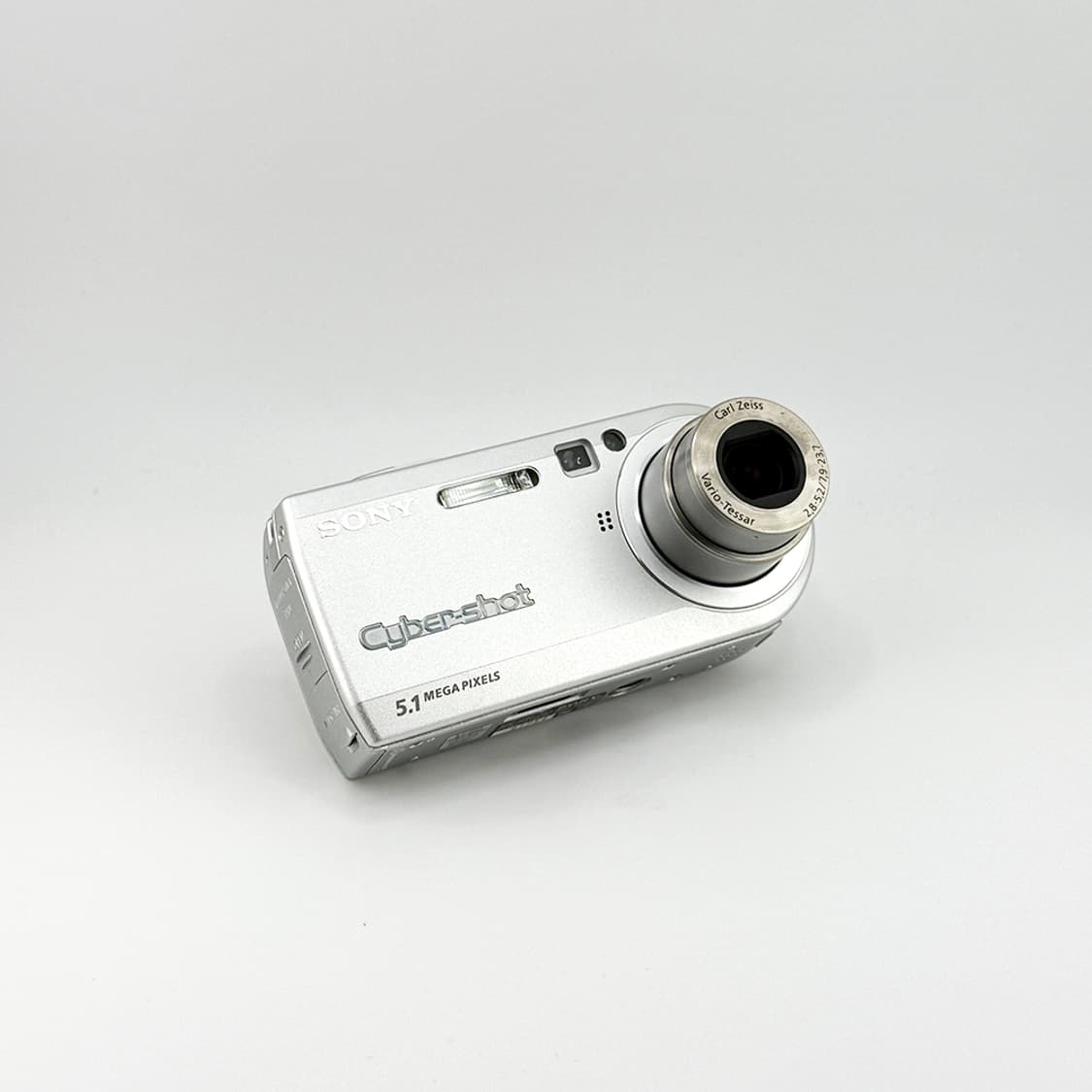 [신상품] SONY 소니 사이버샷 DSC-P100 레트로 디지털 카메라 상품이미지9