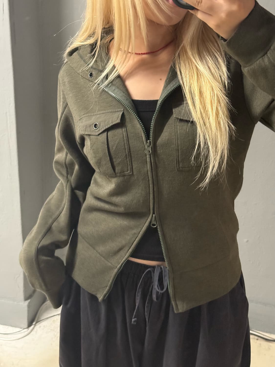 pocket detail 2-way hood zip-up 상품이미지2