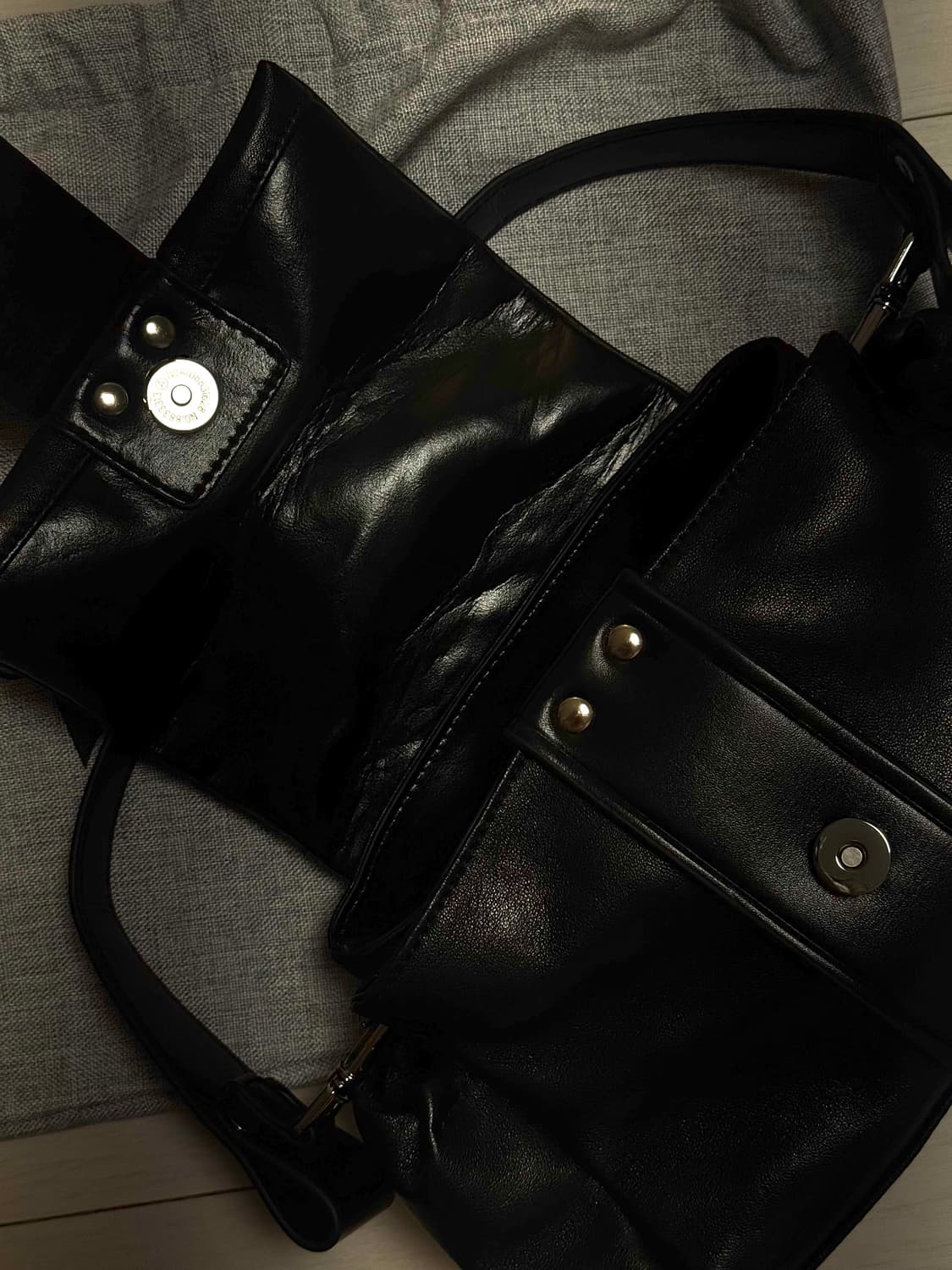 비비안웨스트우드 헤이즐 트레저 레더 숄더백 크로스백 가방 블랙 상품이미지6