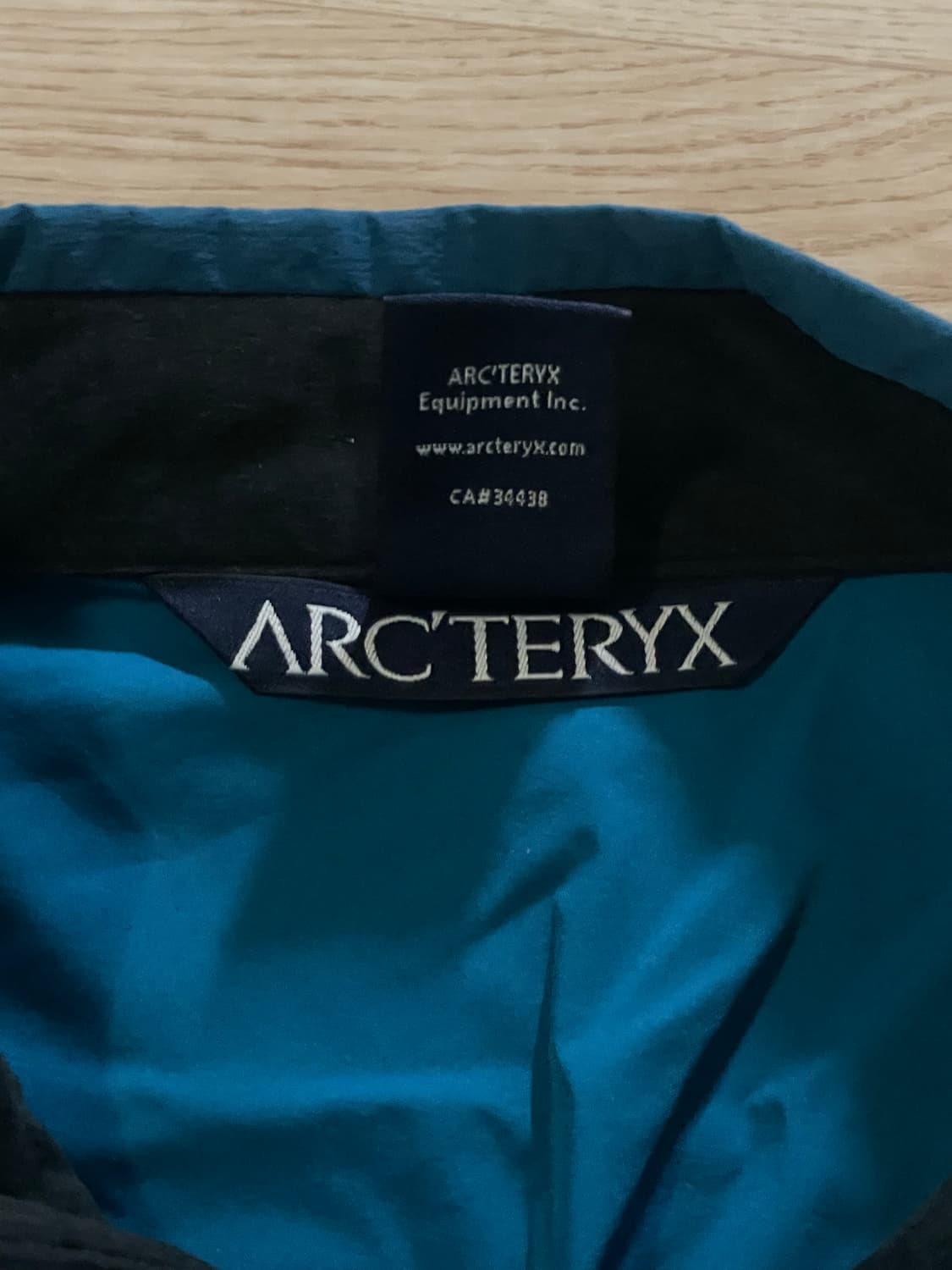 아크테릭스 바람막이 상품이미지6