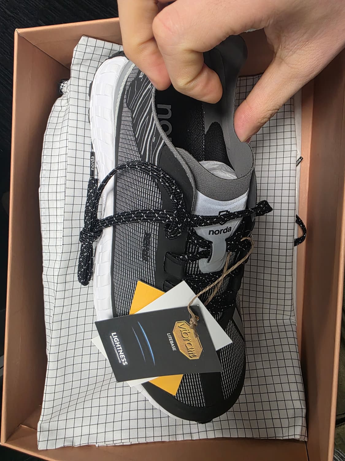 노다 002 270사이즈 검흰 상품이미지2