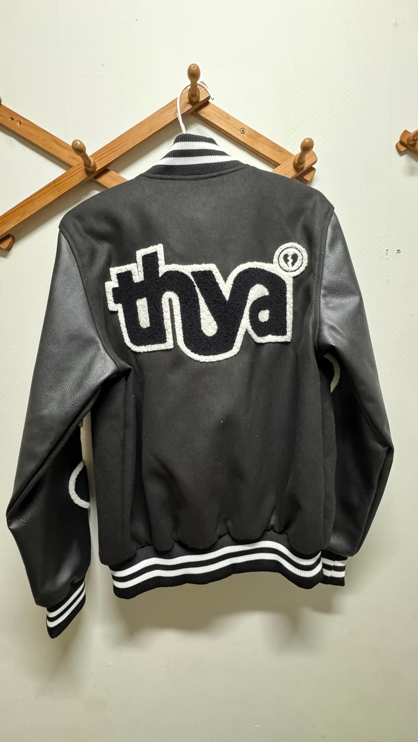 Thya 바시티 자켓 size m 상품이미지4