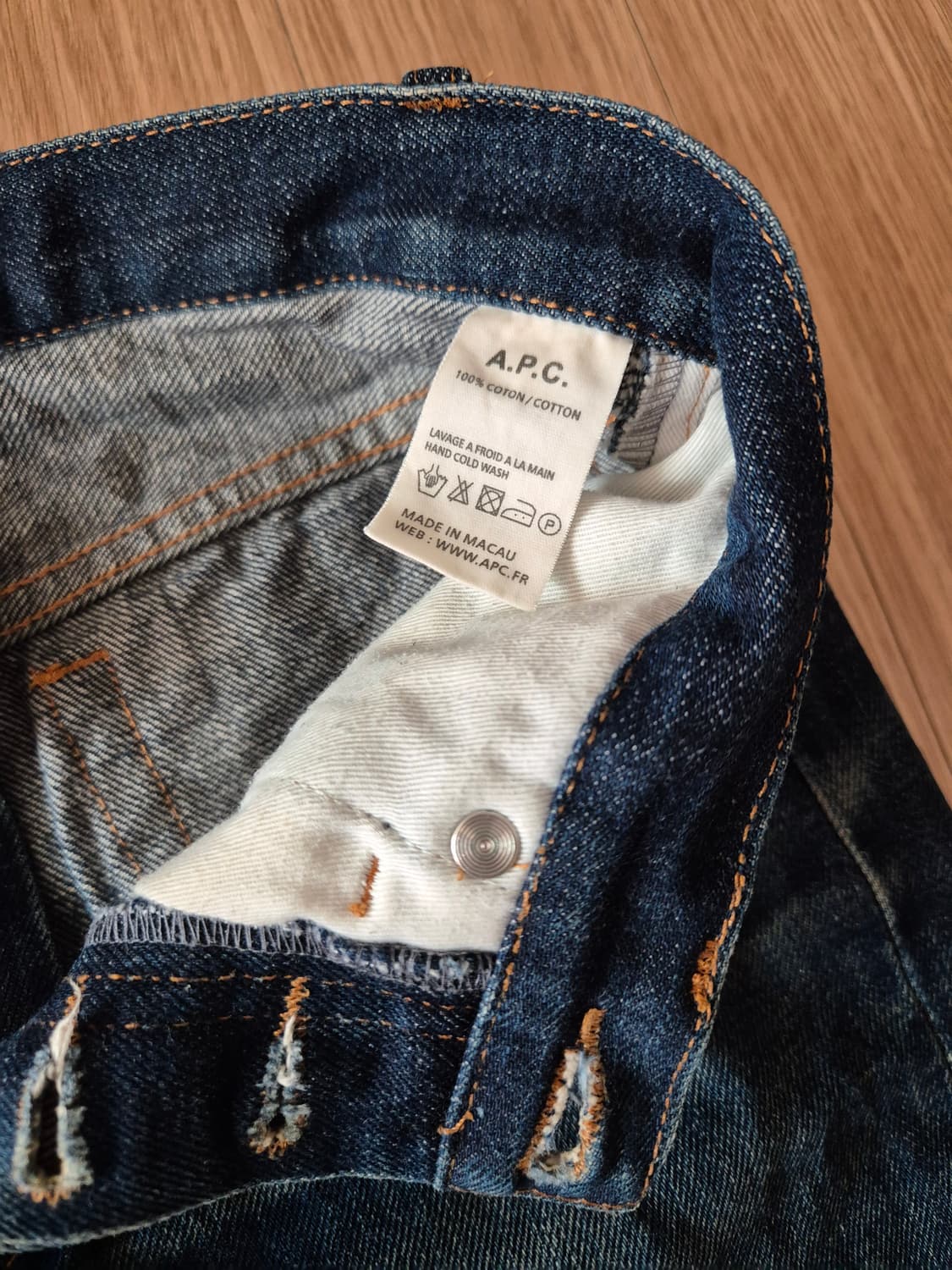 APC 아페쎄 뉴스탠다드 진 상품이미지3