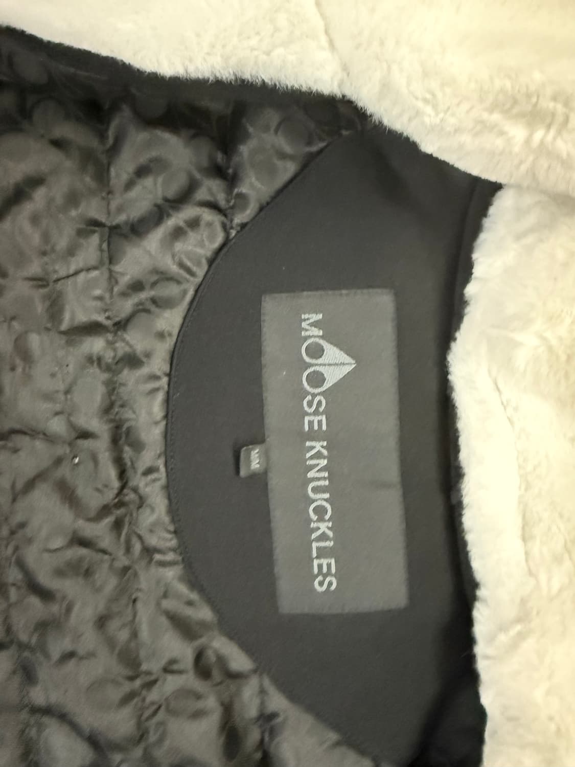 무스너클 버니스웨터 후드집업 M 상품이미지3