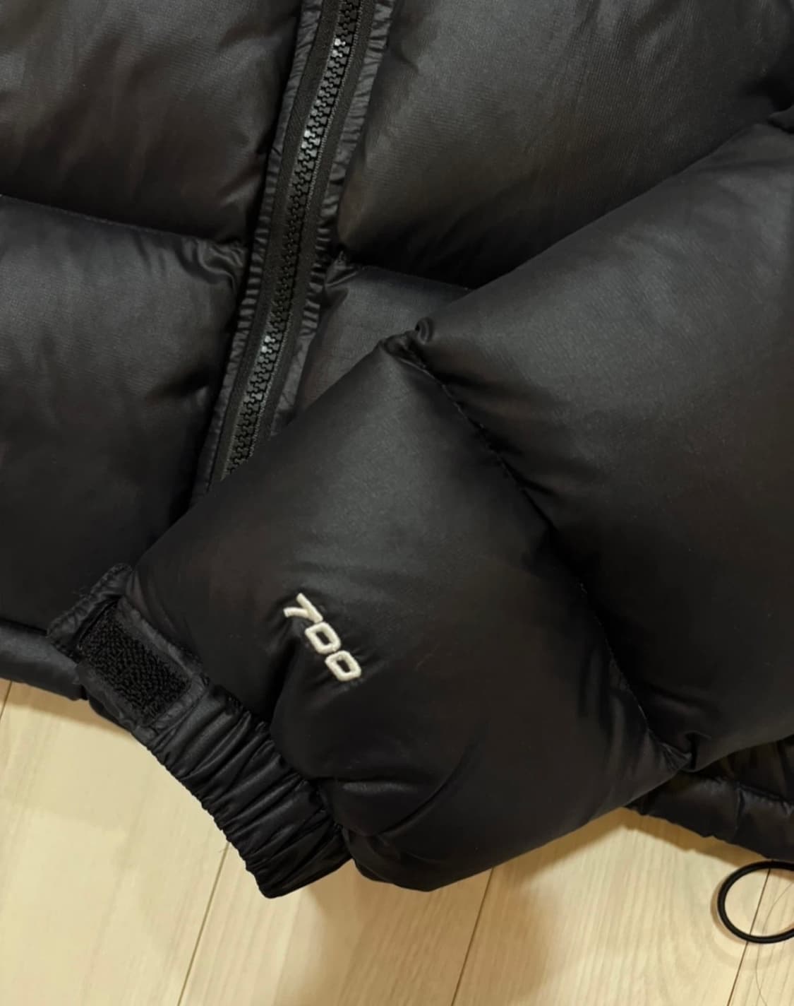 노스페이스 여성 700 눕시 크롭패딩 XS 상품이미지3