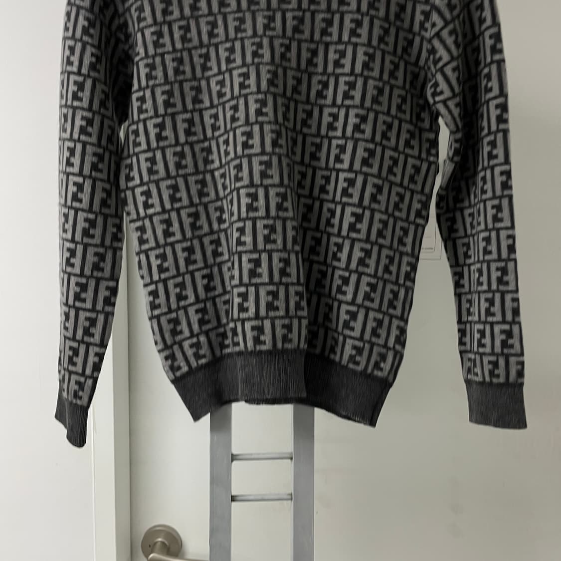 펜디 주카 니트 48(W) 상품이미지3