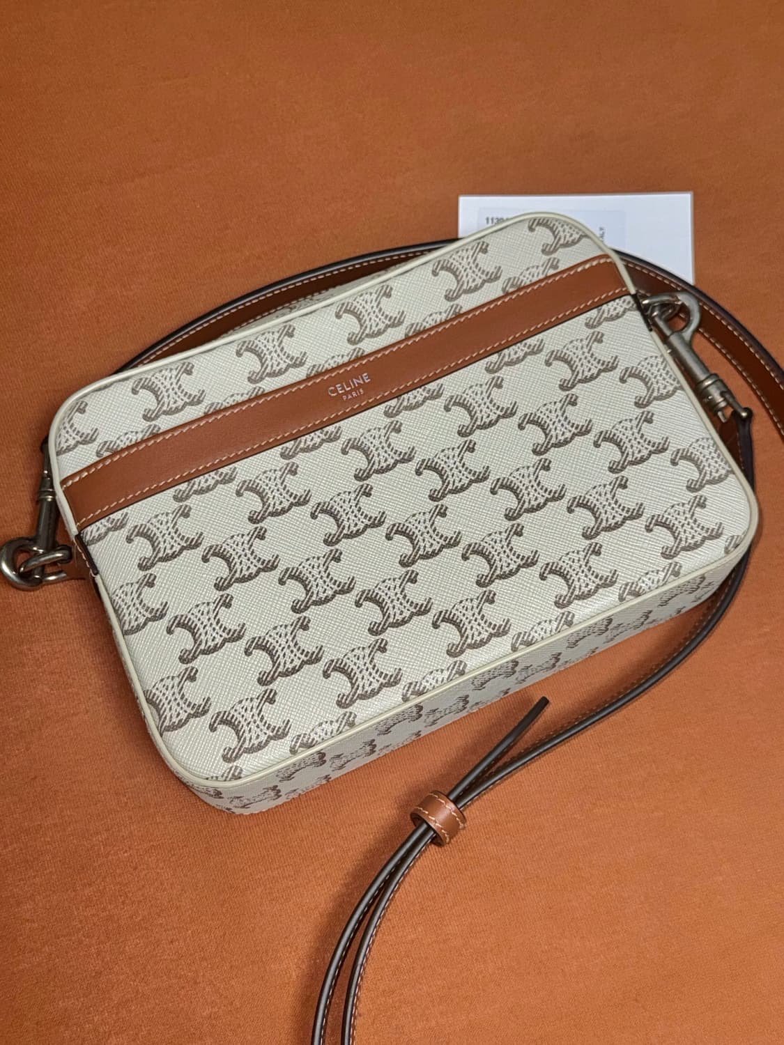 셀린느 트리옹프 스몰 메신저백 상품이미지1