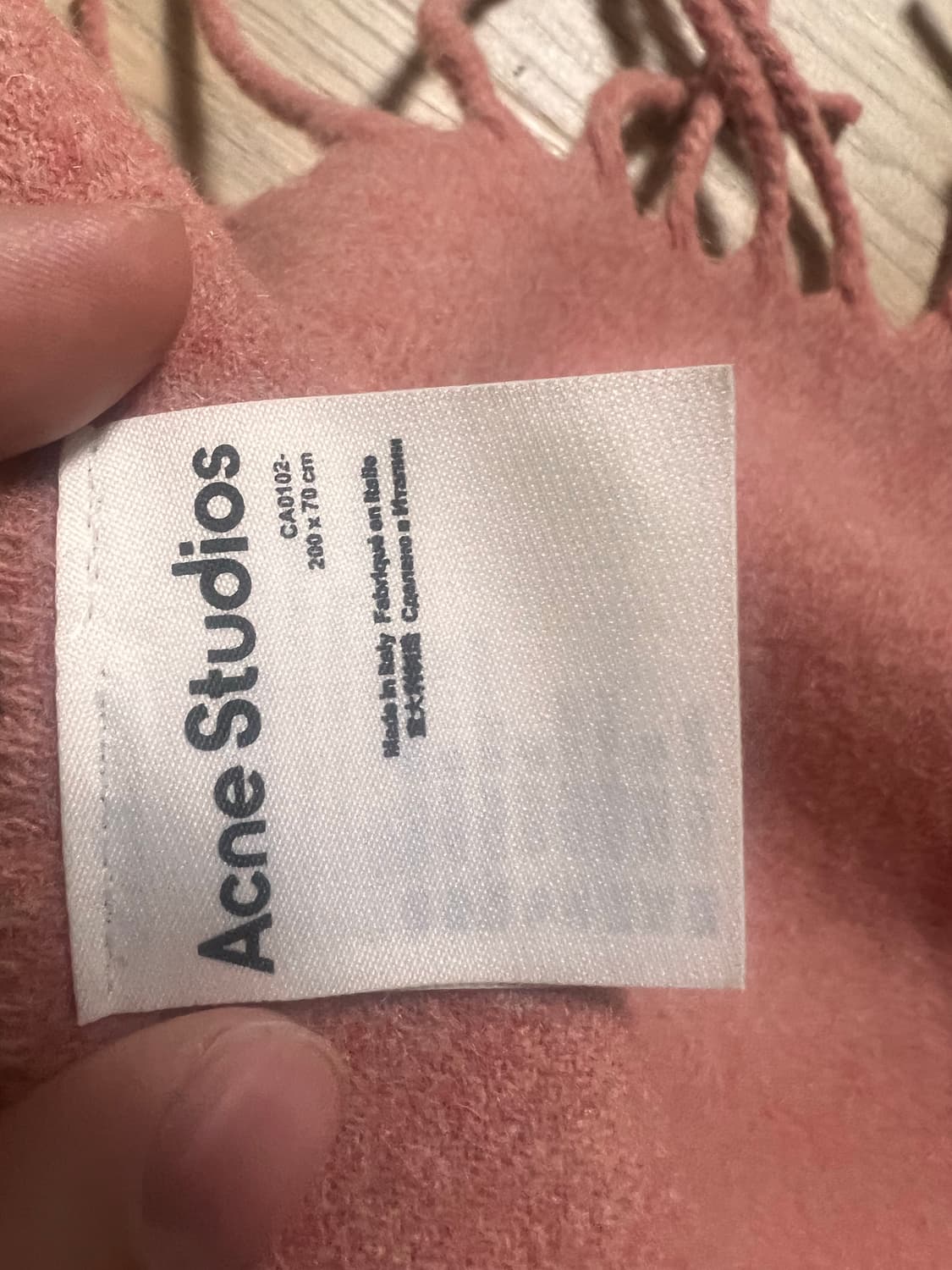 아크네 스튜디오 목도리 (로즈 멜란지, 와이드 버전) 상품이미지2