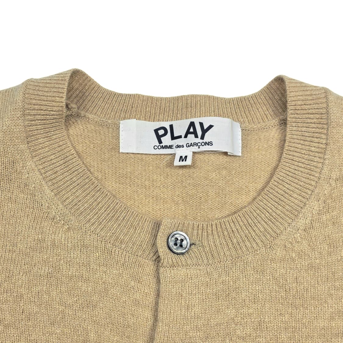 꼼데가르송 플레이 여성 라운드넥 가디건 베이지 상품이미지4