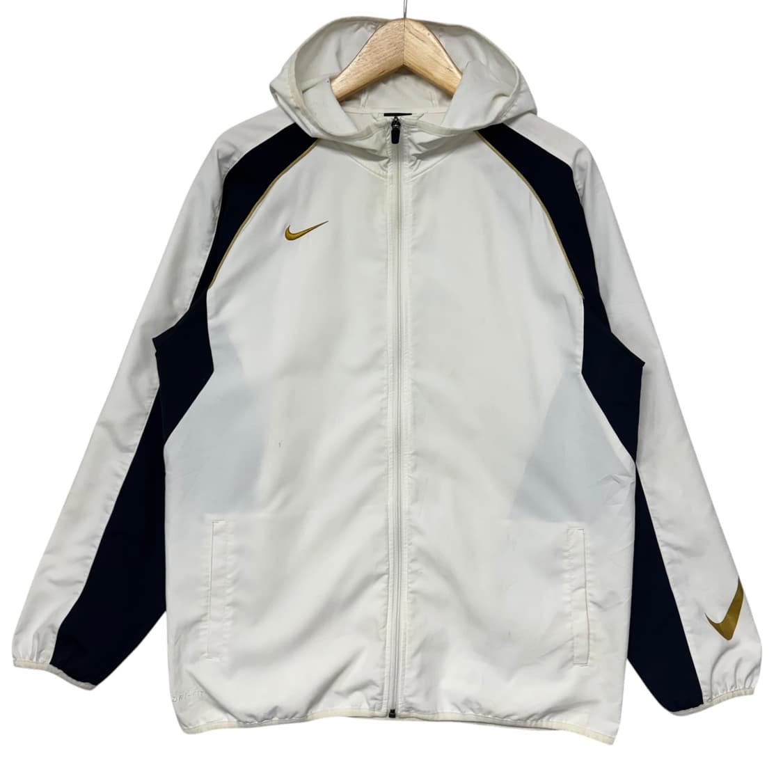 나이키 스우시 사이드라인 바람막이 자켓 상품이미지1