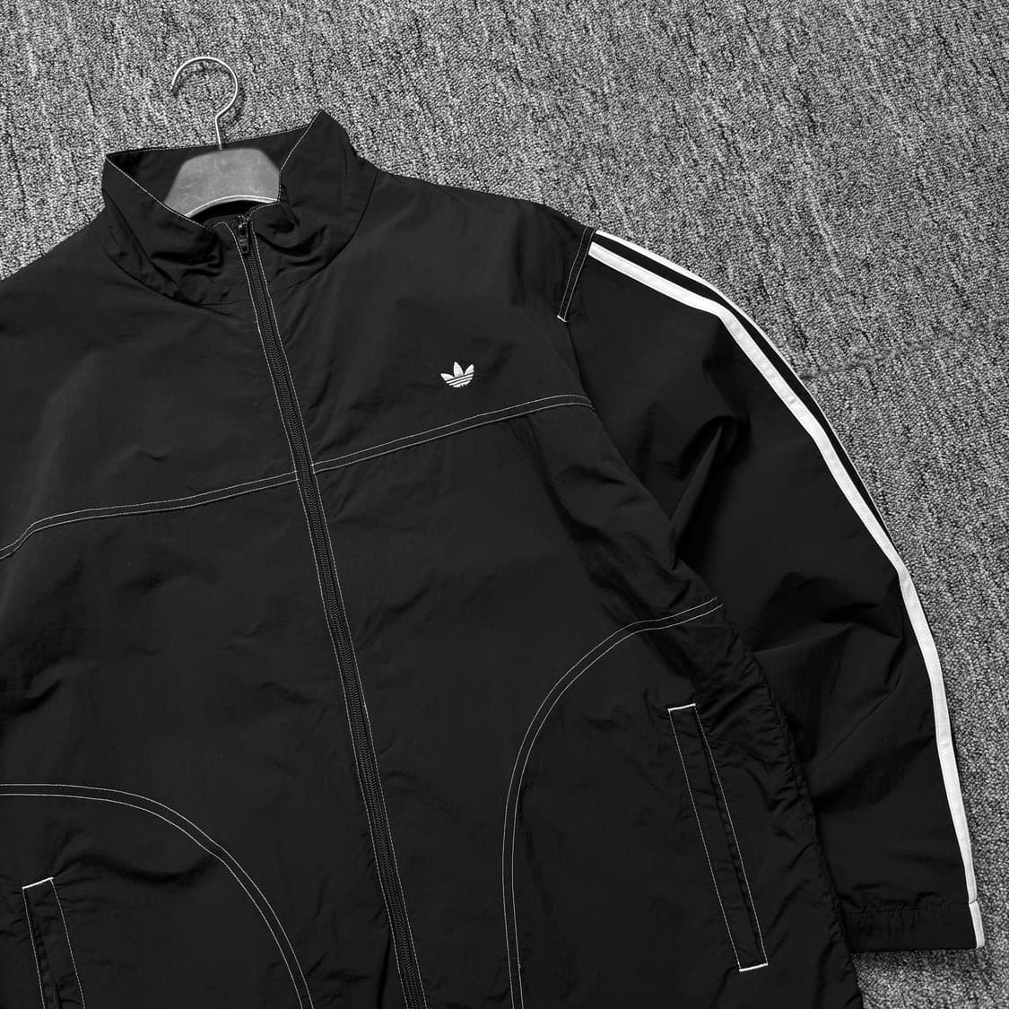 아디다스 트레포일 스티치 디테일 스트링 바람막이 상품이미지3