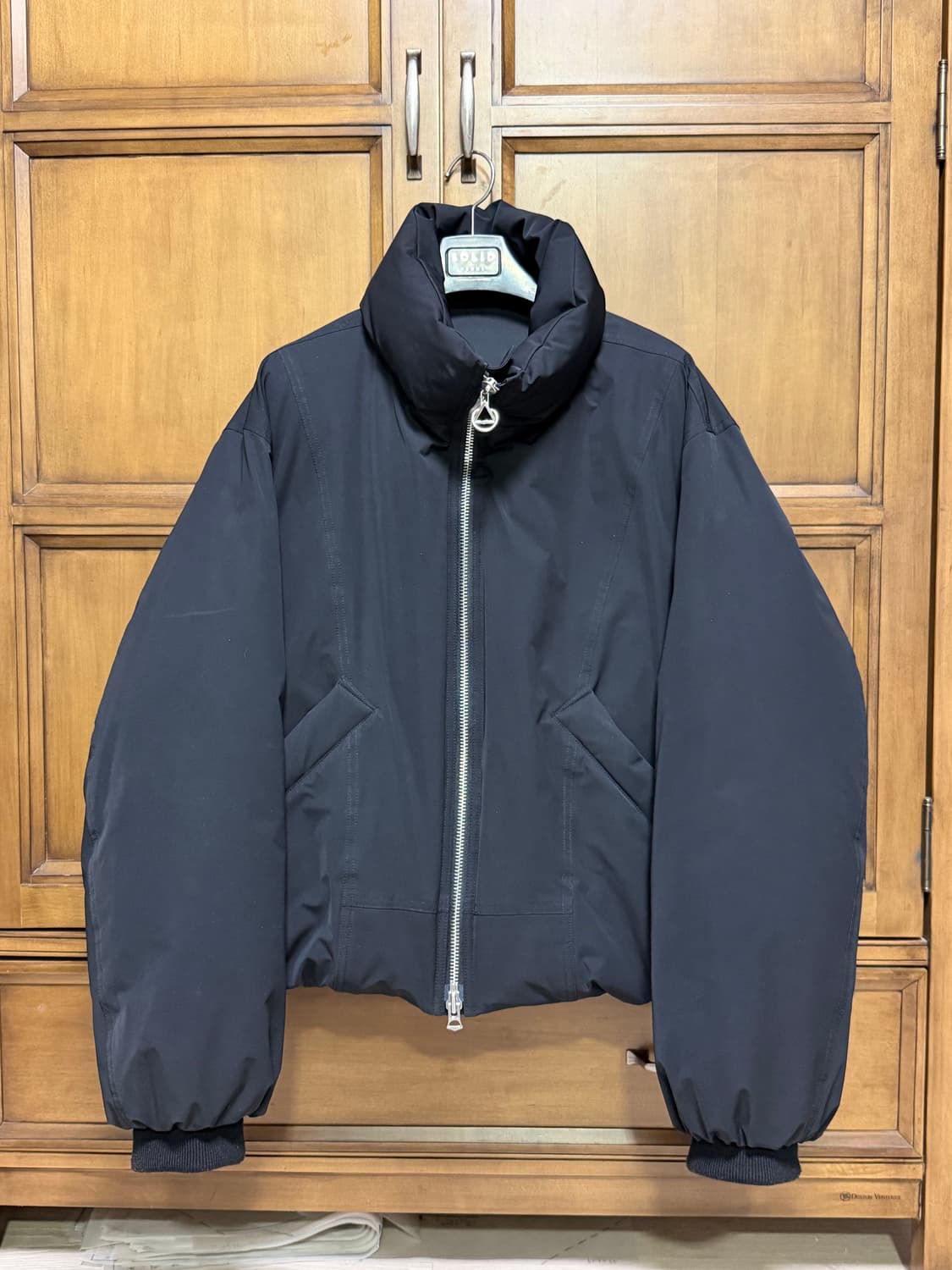 솔리드옴므 24fw 크롭패딩 상품이미지1