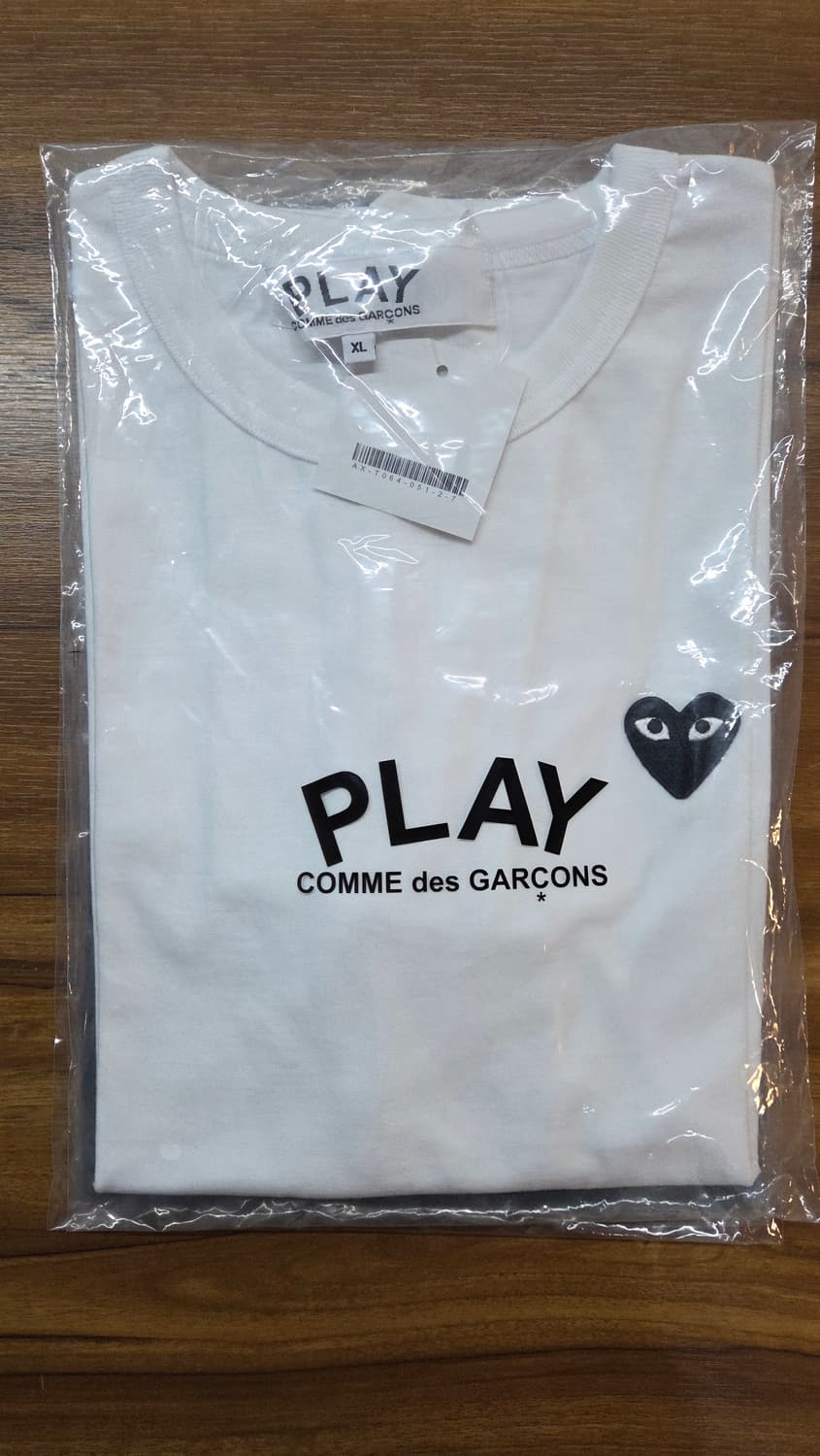 (새상품/정품)꼼데 블랙와펜 반팔티 화이트 XL 상품이미지1