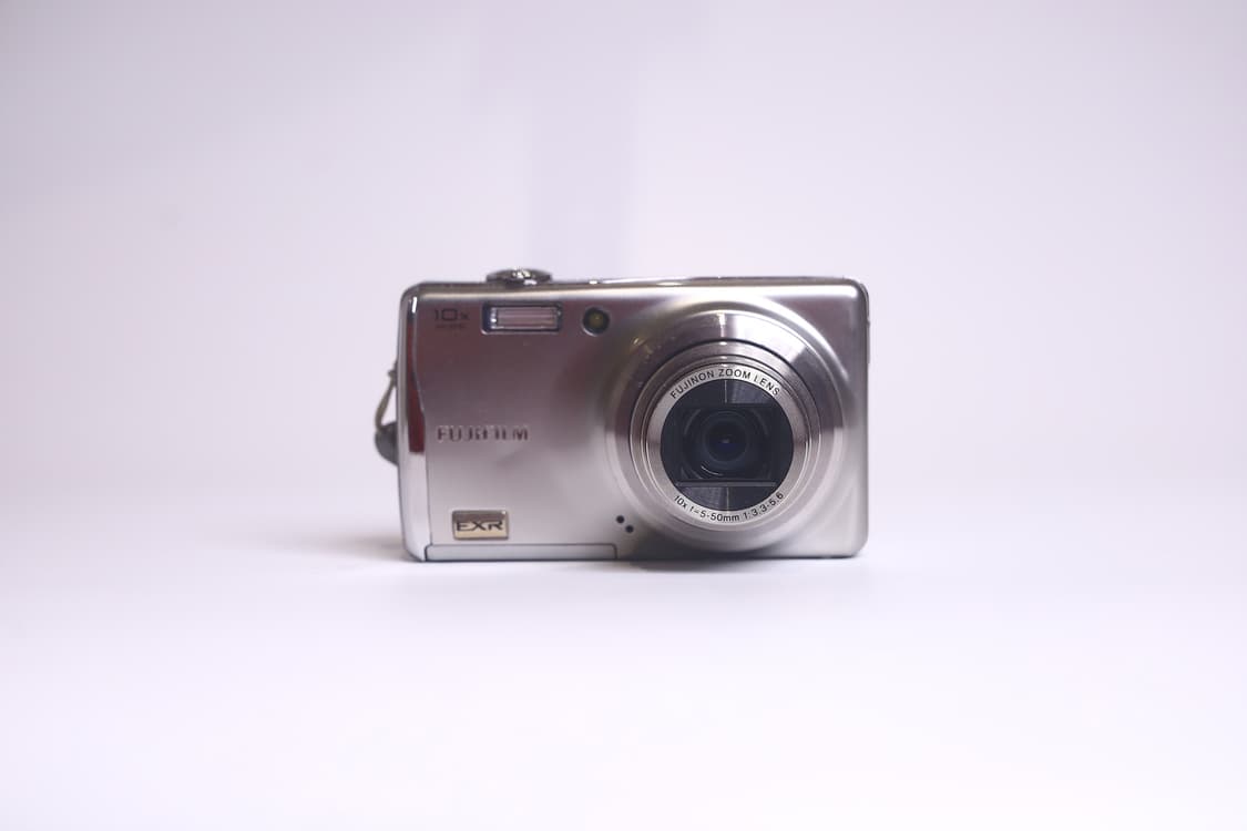 후지필름 파인픽스 F70 EXR 실버 (이체 시 할인) 상품이미지1
