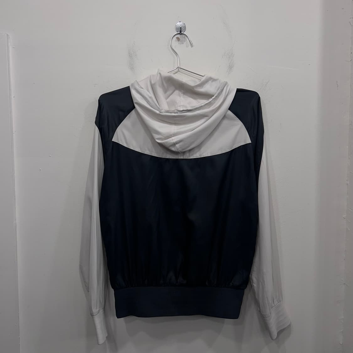 나이키 이너메쉬 배색 래글런 후드 바람막이 상품이미지5