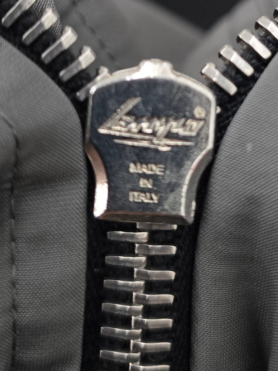 TIME 타임옴므 남성 카키색 자켓.
싸이즈 95 상품이미지6