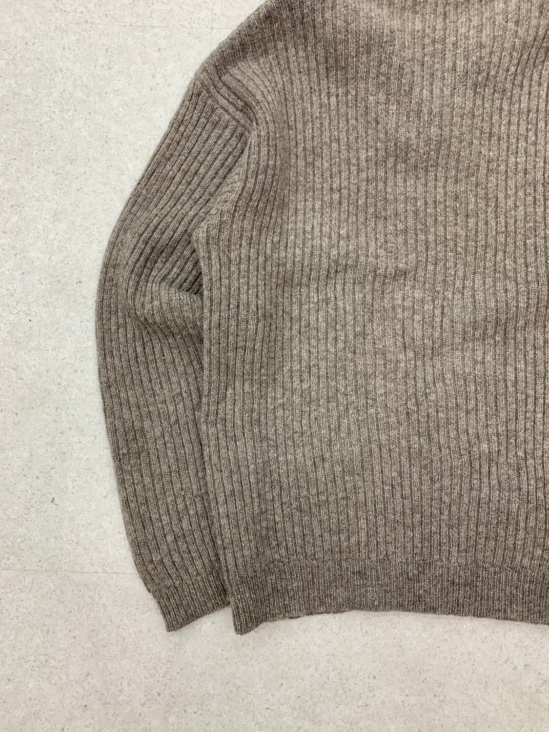 Calvinklein 켈빈클라인 울 니트 상품이미지4