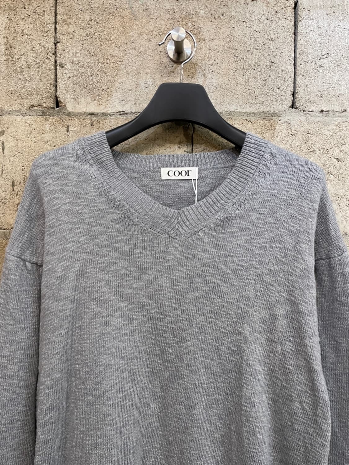 쿠어 브이넥 니트  상품이미지2