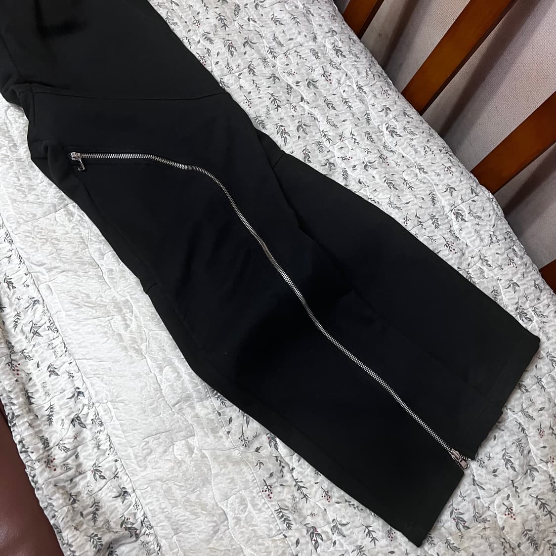 [L] 로어링가드 오블리크 지퍼 헤비 웨이트 팬츠 블랙 상품이미지5