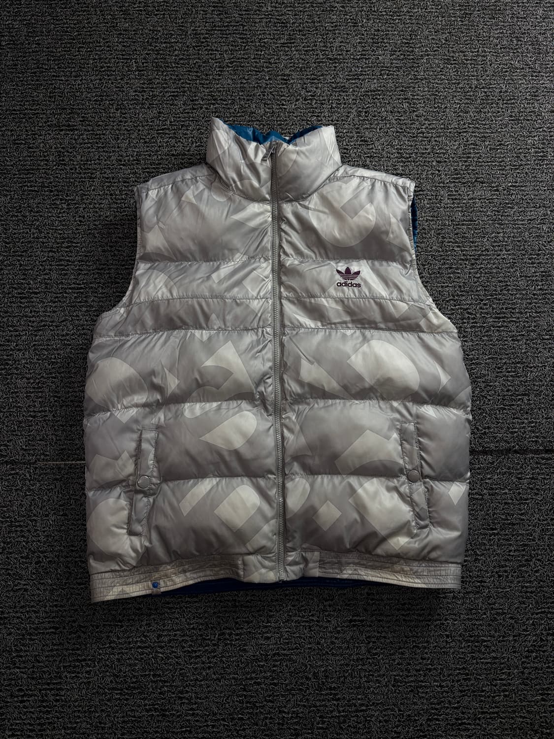 00s 아디다스 올드스쿨 양면 글로시 다운 푸퍼 베스트 1603 상품이미지4