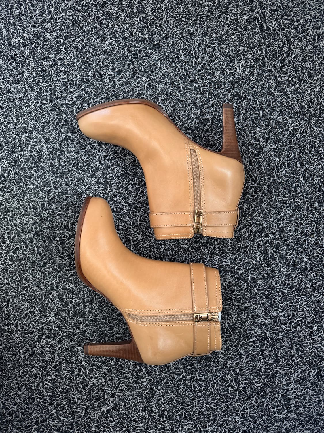 토리버치 브라운 가죽 앵클 부츠 6.5 (235mm) 상품이미지4