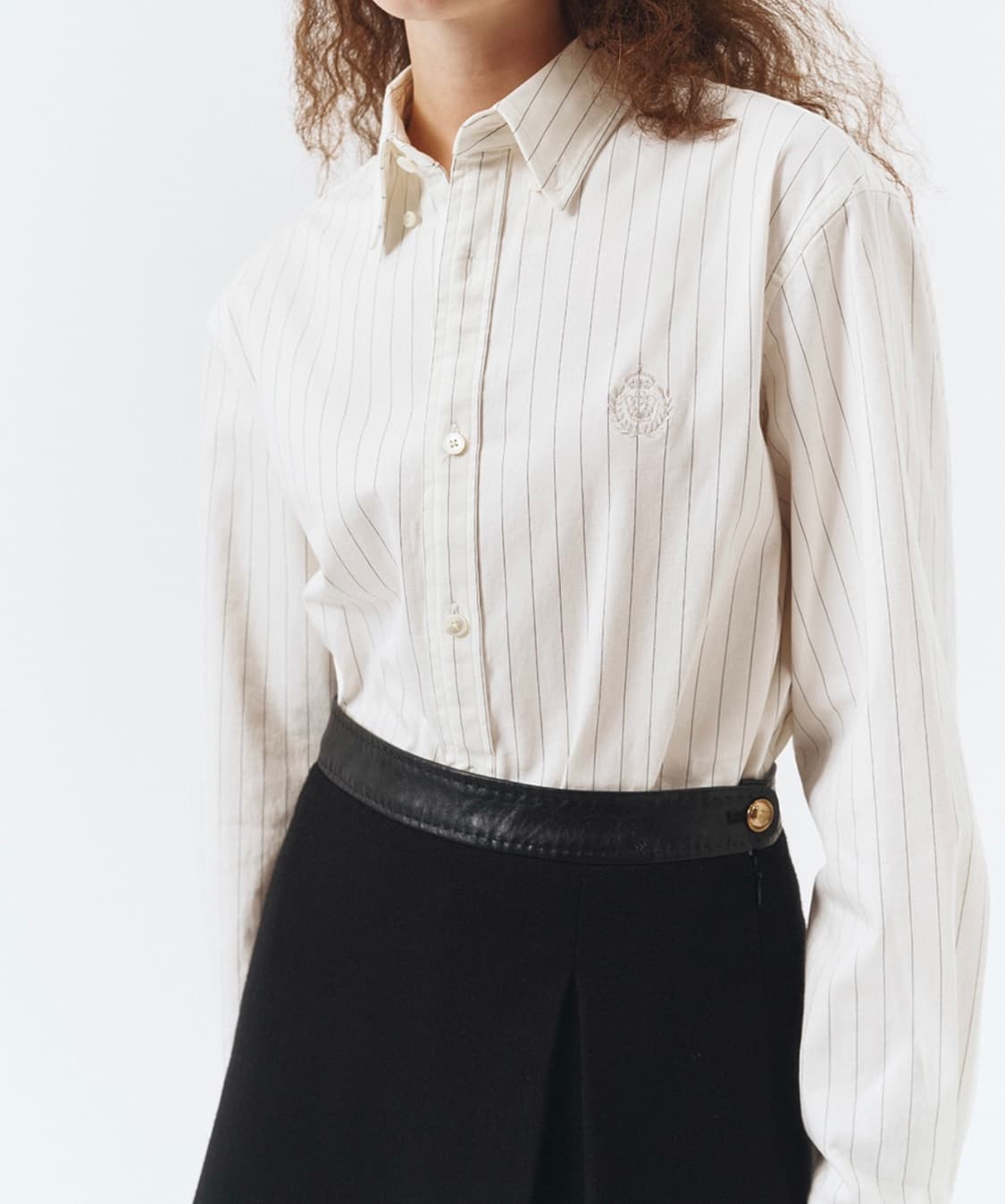 던스트 유니섹스 클래식 봉프렌드 스트라이프 셔츠 상품이미지2