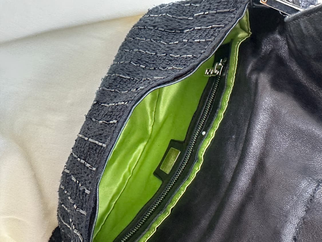 펜디 바게트 빈티지 블랙 글리터 비즈  상품이미지4