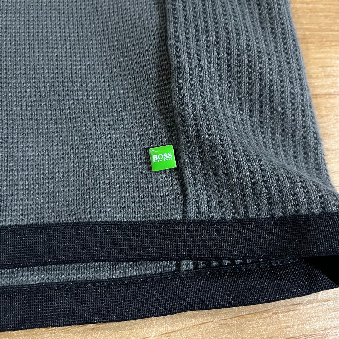 [95] 휴고보스 골프 니트 반집업 상품이미지7