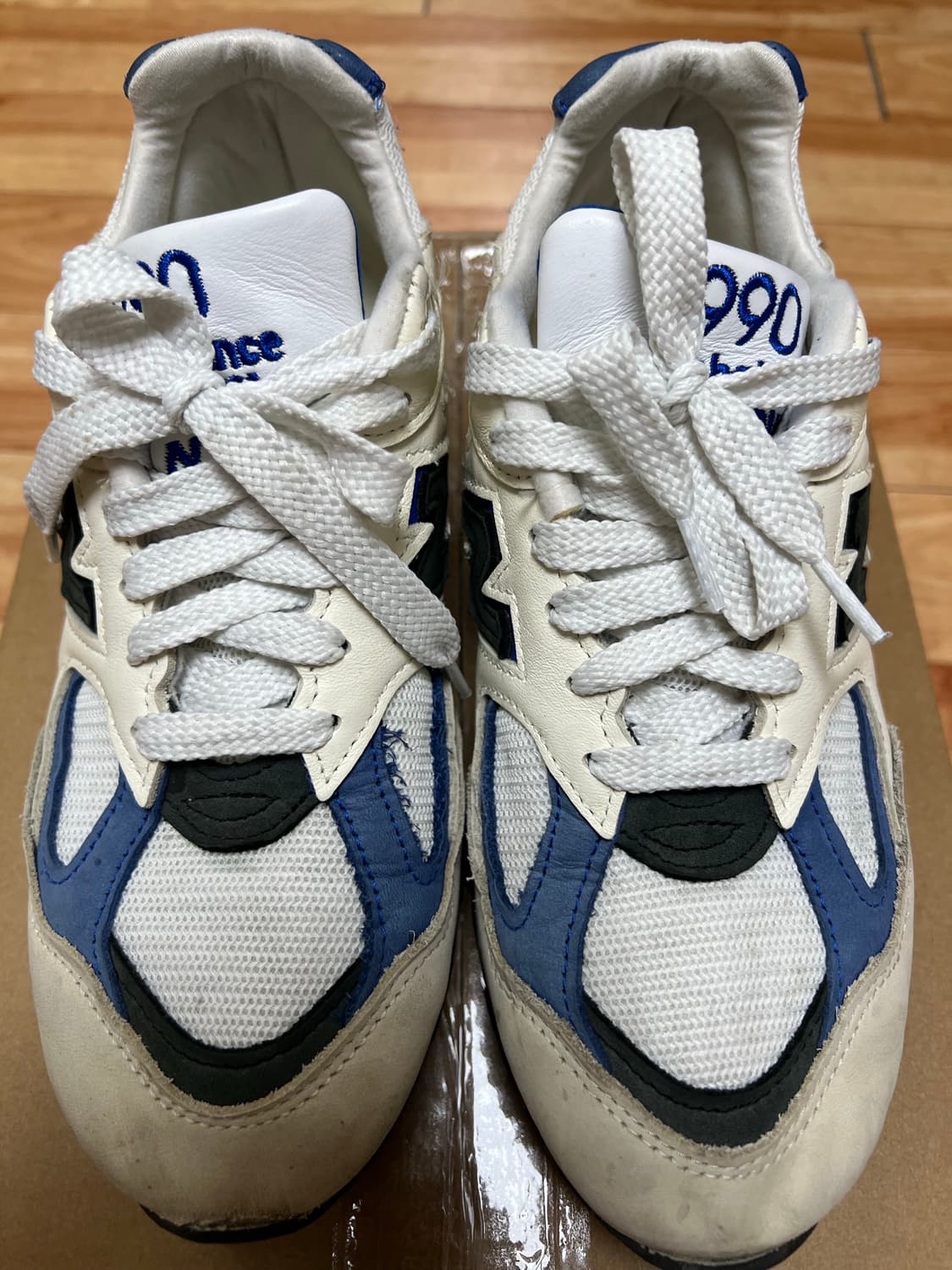 뉴발란스 990v2 화이트블루 상품이미지3