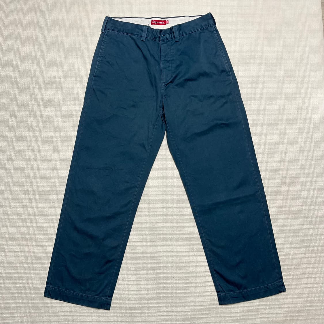 슈프림 핀업걸 치노 팬츠 슬레이트 상품이미지3