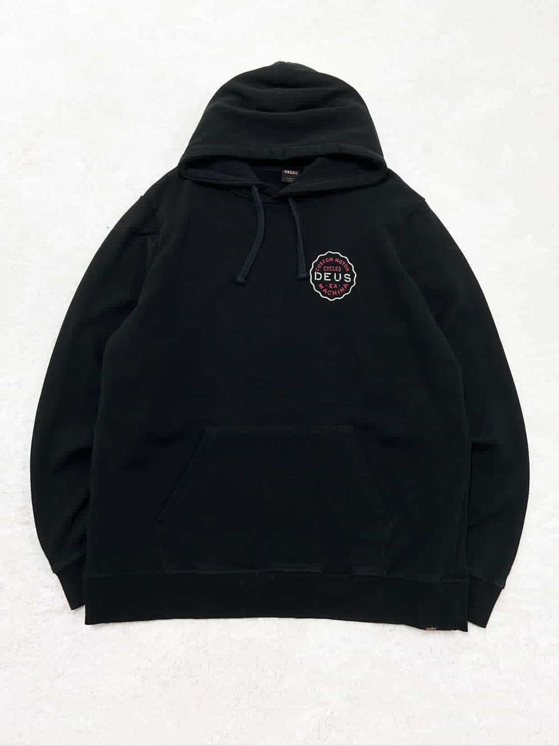 데우스 엑스마키나 빅로고 블랙 후드 상품이미지5