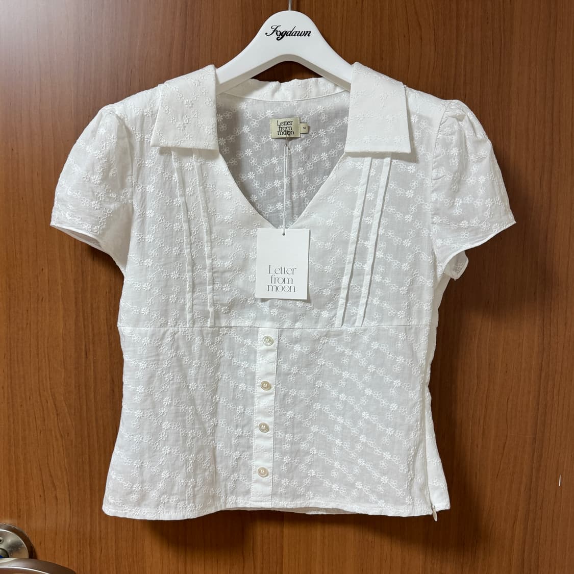 [새상품] 레터프롬문 베키아 브이넥 카라 블라우스 (S) 상품이미지4