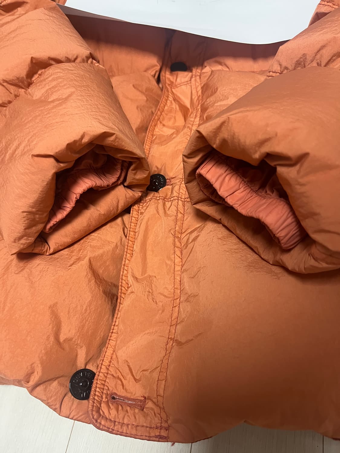 24FW 스톤아일랜드 크링클랩스 논후드 오렌지 / L 상품이미지4