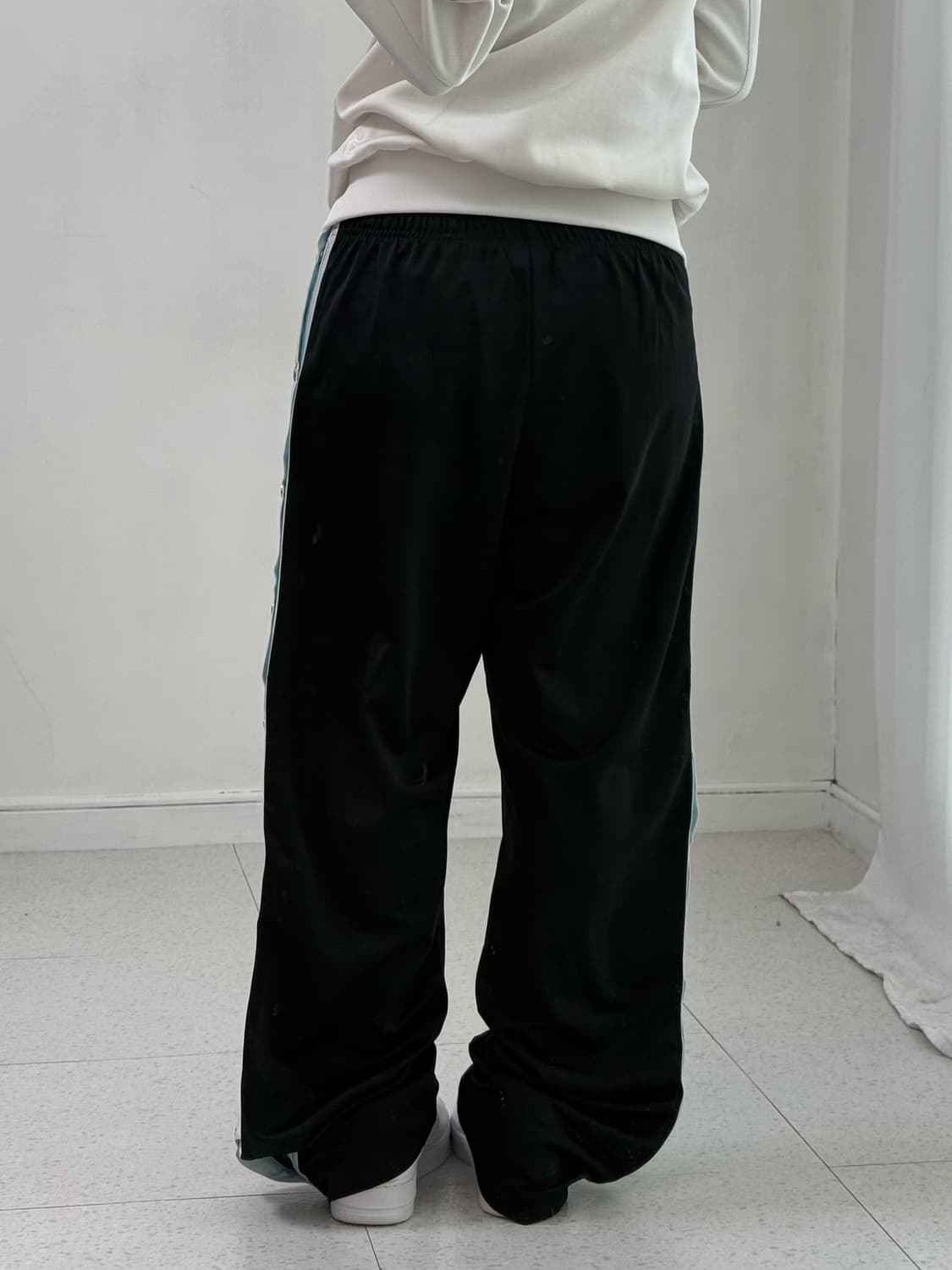 나이키 스카이블루 사이드버튼 트랙팬츠 상품이미지4