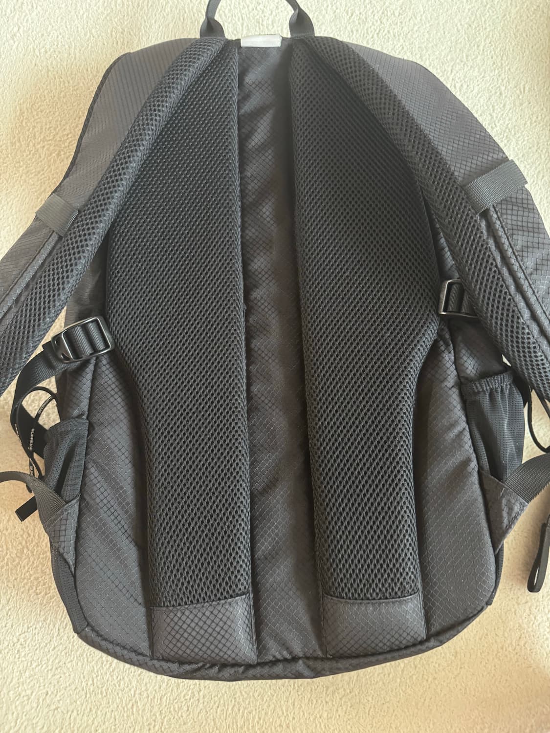 슈프림 백팩 블랙 22SS 상품이미지9