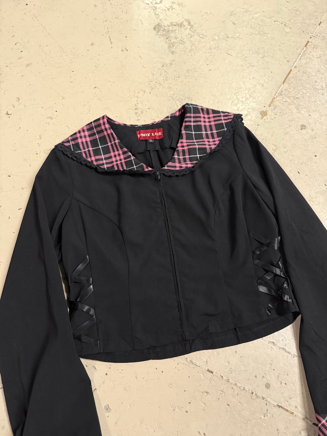 bodyline sailor collar eyelet zip-up 상품이미지2