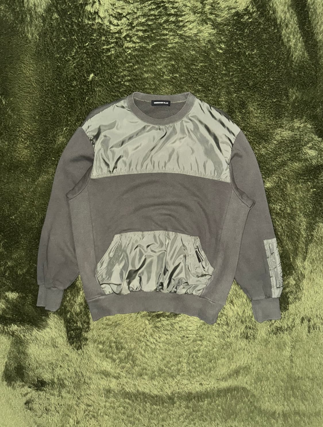 [3] UNDERCOVER 언더커버 패널 디테일 스웻셔츠 올리브 상품이미지1