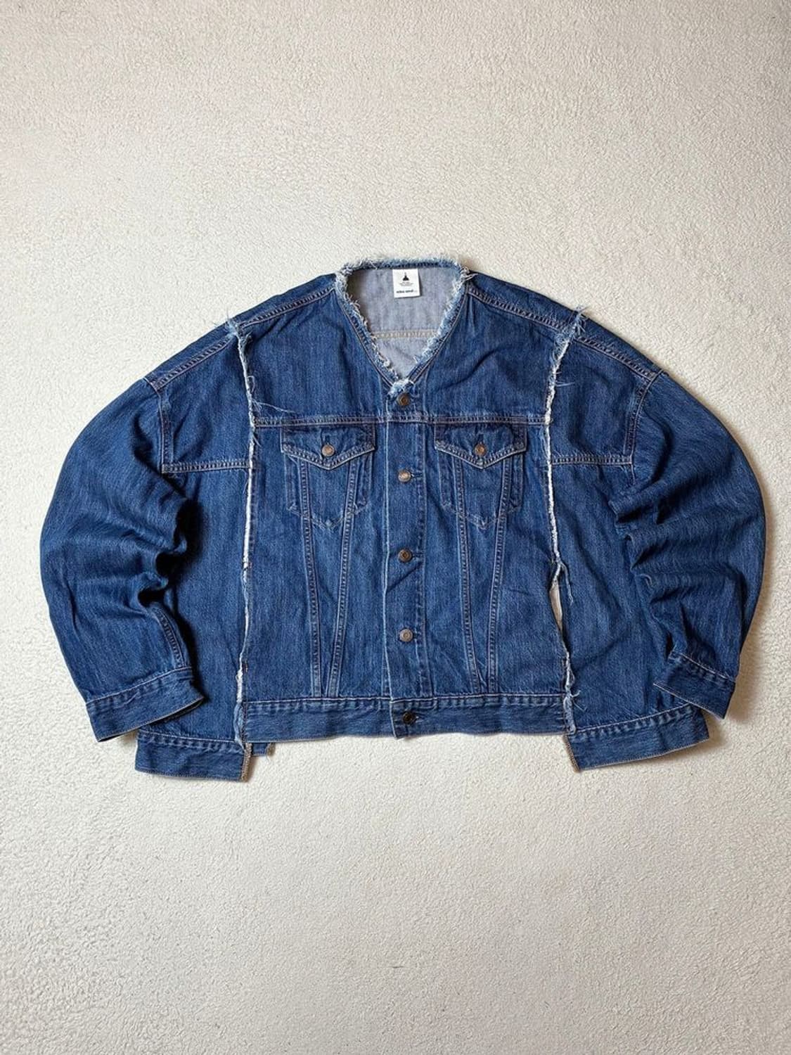 니코앤드 NIKO AND 카라리스 해체주의 데님 자켓 PN7302 상품이미지1