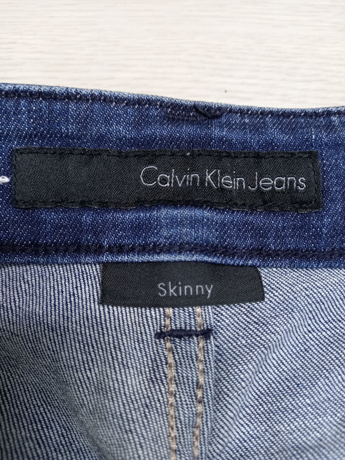 28 Calvin Klein 워싱 스판 슬림일자진 28-956 상품이미지8