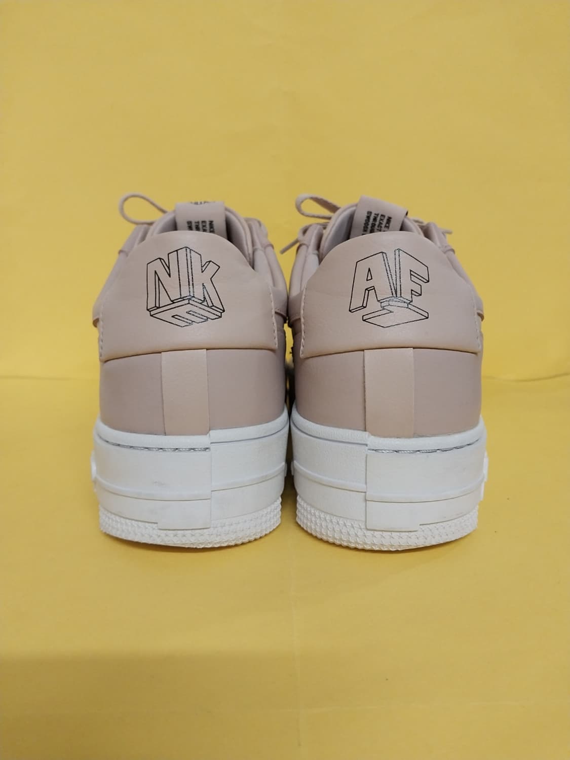 남성 나이키 에어포스1 픽셀 핑크베이지 스니커즈, 운동화 (280) 상품이미지4