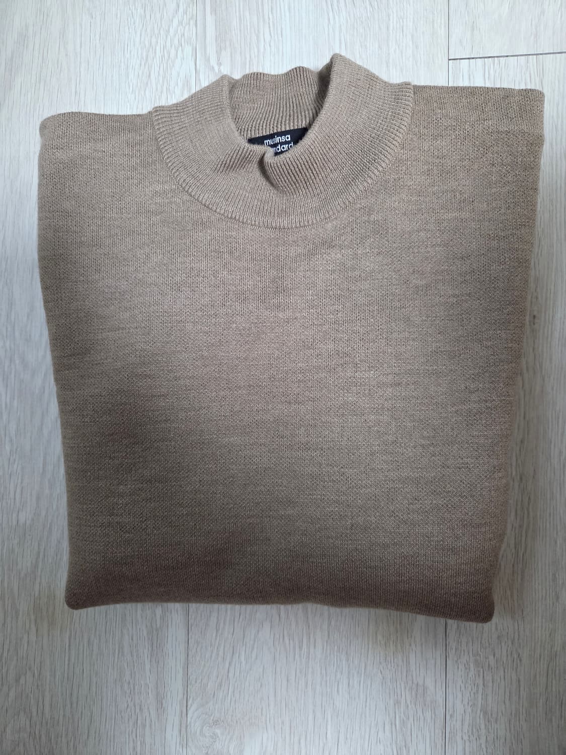 2장)무신사스탠다드 미니멀 모크넥 니트 상품이미지1