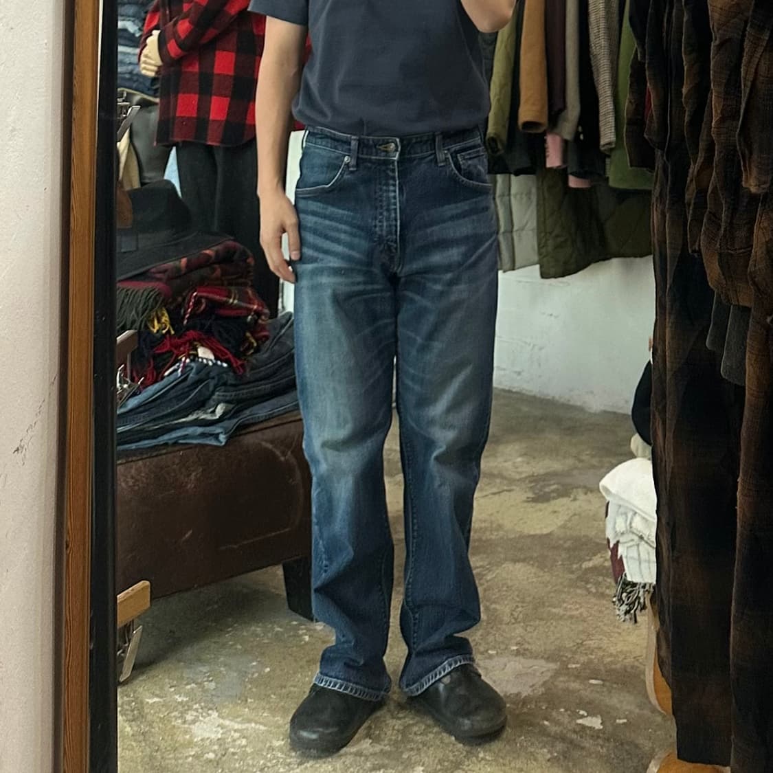 (착용컷) EDWIN 503 데님 팬츠 (남성용 32) 상품이미지3