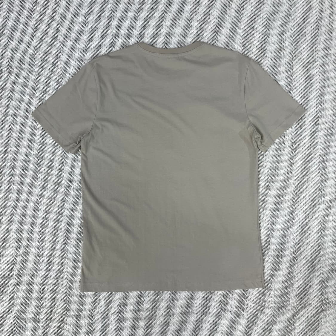 버커루 반팔티 XL 베이지색상 상품이미지2
