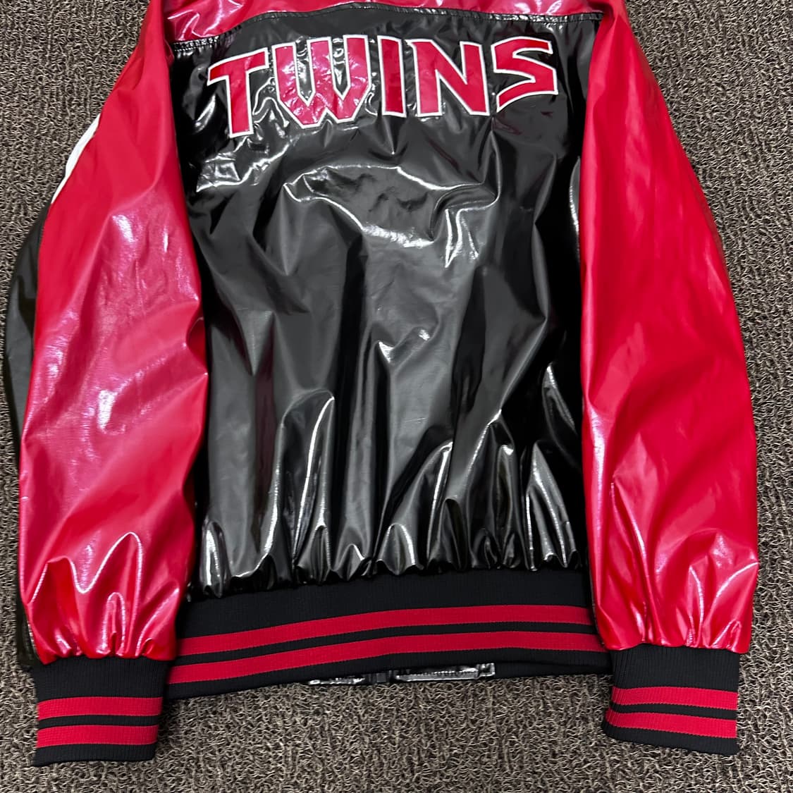 LG 트윈스 야구 유니폼 유광 점퍼 블랙 105(XL) 상품이미지7