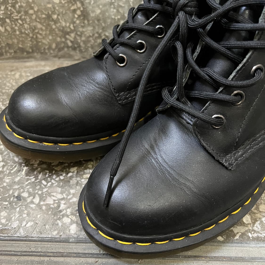 닥터마틴 1460 8홀 부츠 상품이미지4