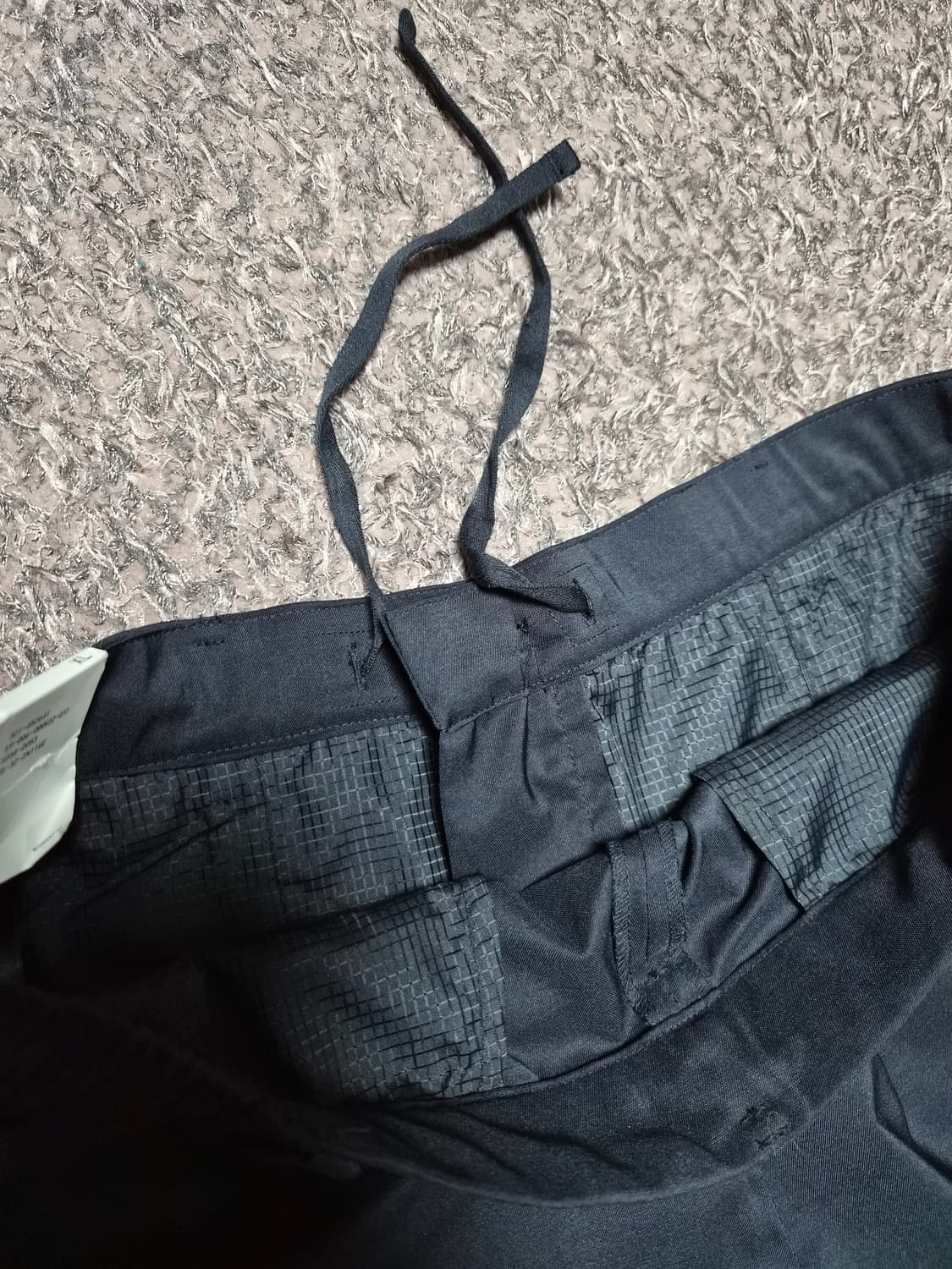 (새상품)유니클로 드라이 와이드핏 턱테이퍼드 팬츠 상품이미지4