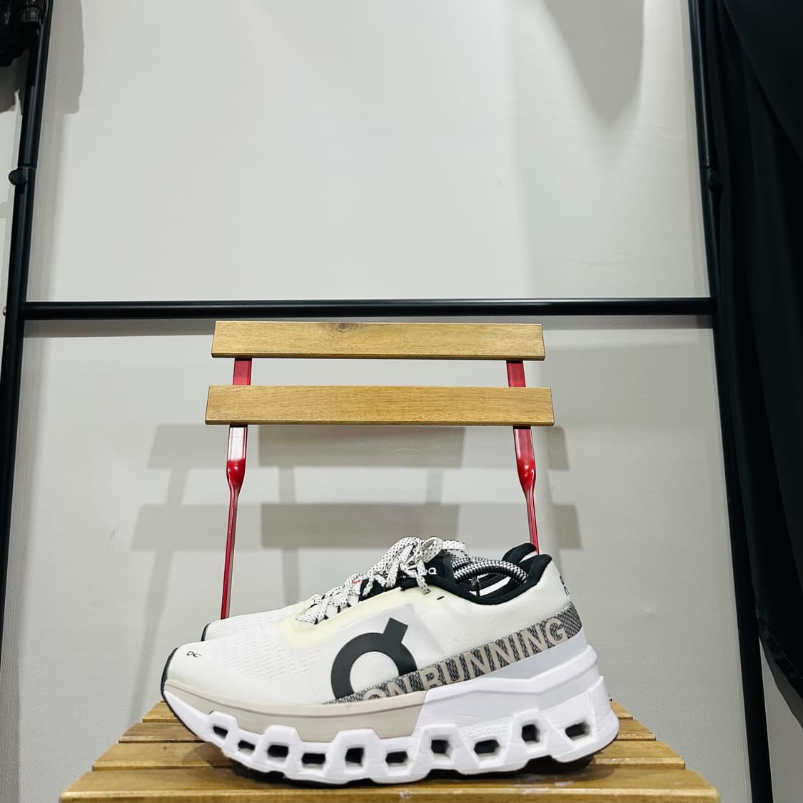 275) 온러닝 운동화 남성 남자 신발 클라우드몬스터2 상품이미지4