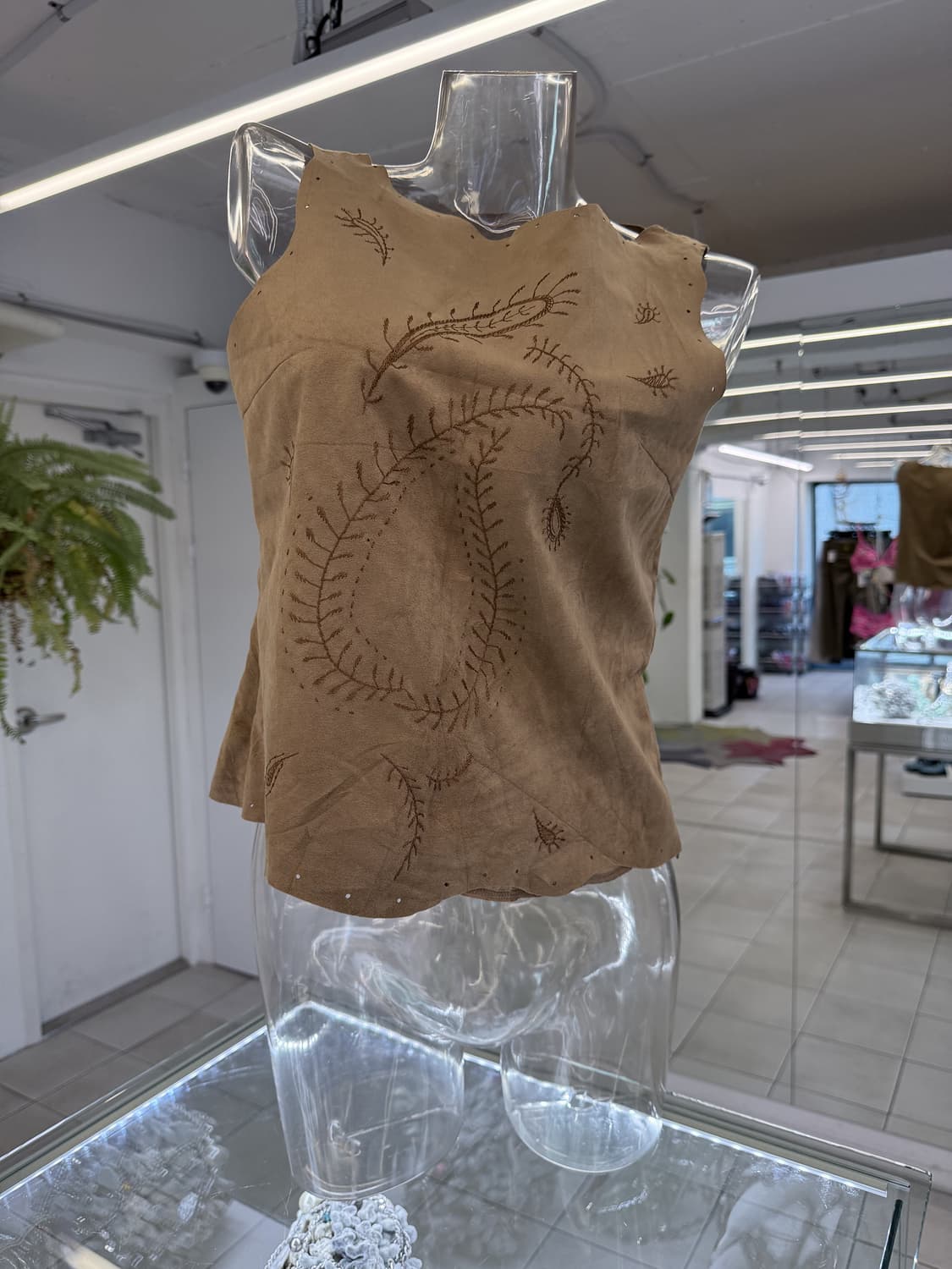 emboidery suede top 상품이미지1